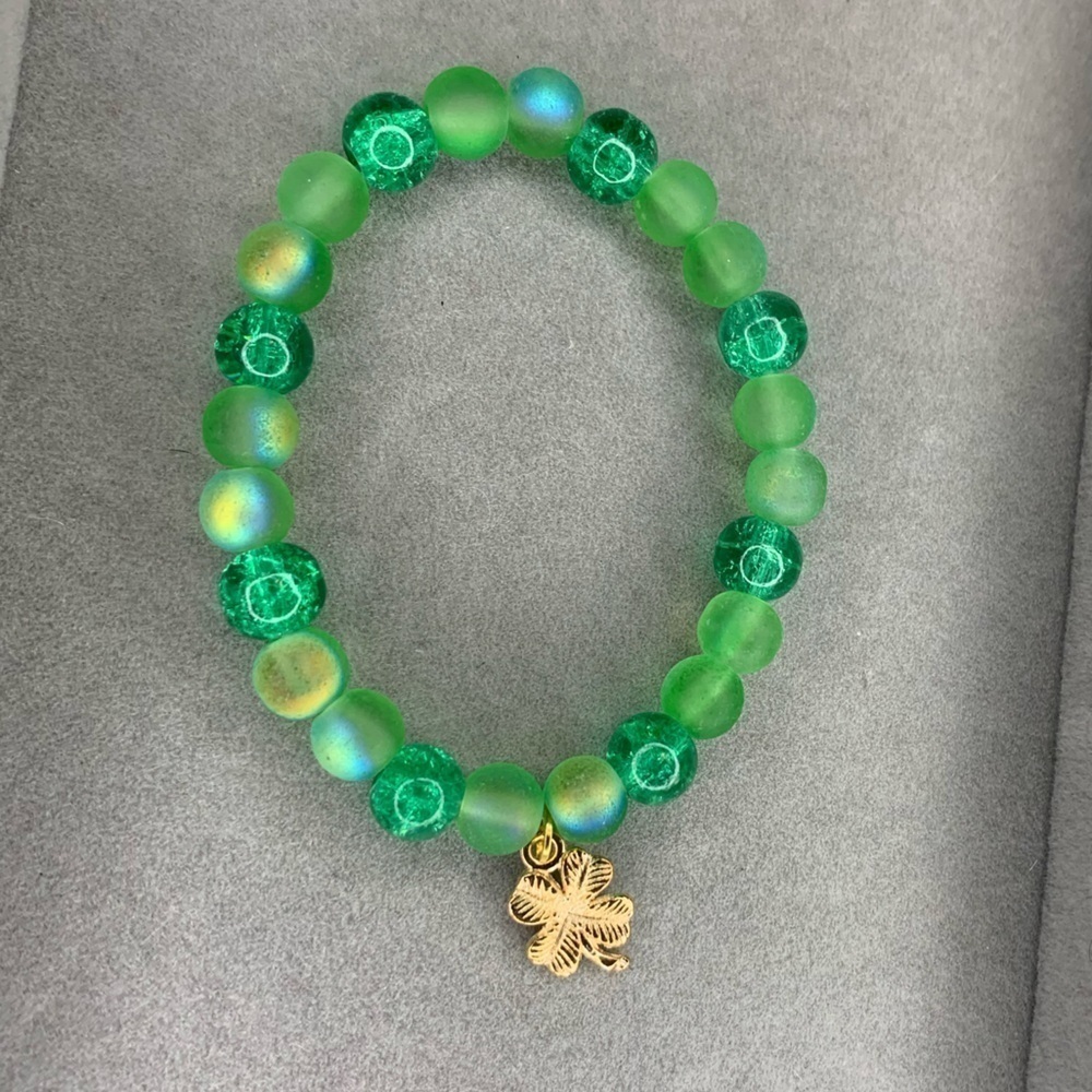 Glass green handmade bracelet